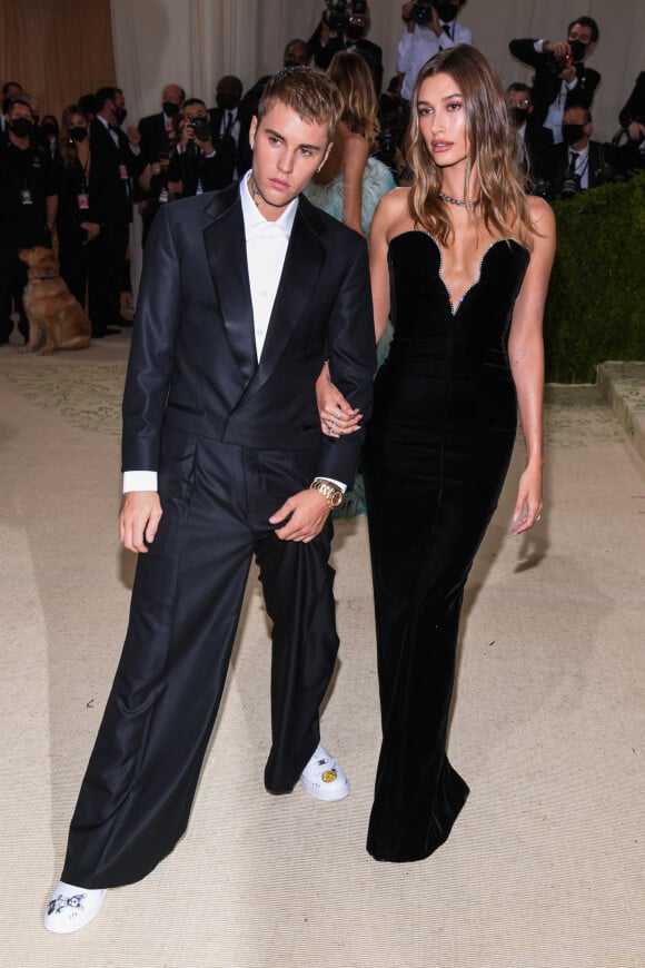 Justin Bieber et son épouse Hailey Baldwin assistent au Met Gala 2021, vernissage de l'exposition "Celebrating In America: A Lexicon Of Fashion" au Metropolitan Museum of Art. New York, le 13 septembre 2021.