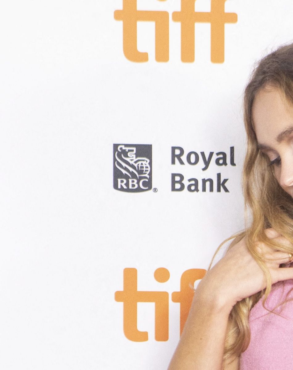 Lily-Rose Depp lors du photocall du film "Silent Night" au Festival du film de Toronto (TIFF) le 16 septembre 2021.