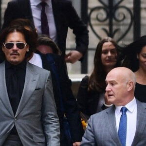 David Sherborne (avocat) - Johnny Depp la sortie de la Cour royale de justice à Londres le dernier jour du procès en diffamation contre le magazine The Sun Newspaper, le 28 juillet 2020.