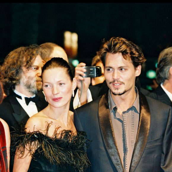 Johnny Depp et Kate Moss au Festival de Cannes en 1998 pour présenter "Las Vegas Parano". 