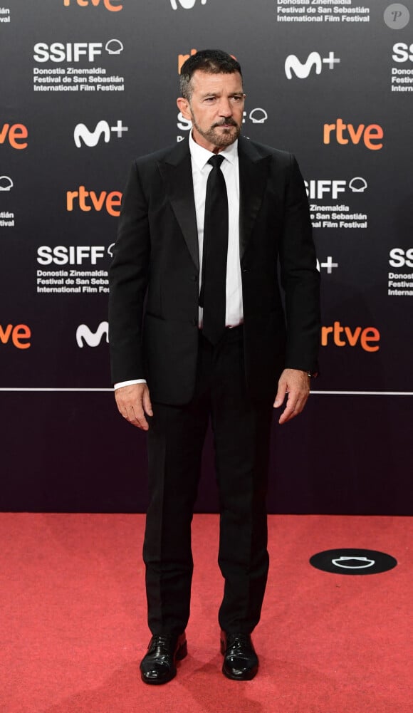 Antonio Banderas - Cérémonie d'ouverture du 69e Festival International du Film de San Sebastian. Le 17 septembre 2021.