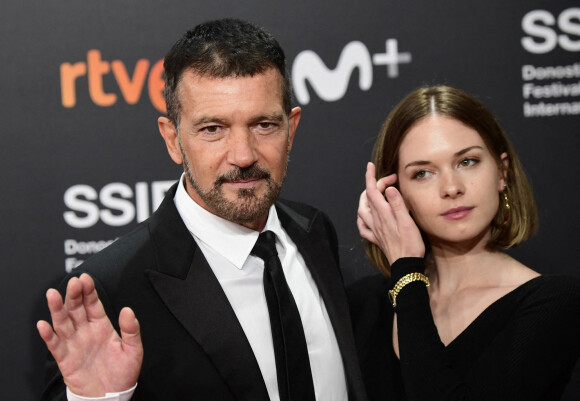 Antonio Banderas et sa fille Stella del Carmen - Cérémonie d'ouverture du 69e Festival International du Film de San Sebastian. Le 17 septembre 2021.