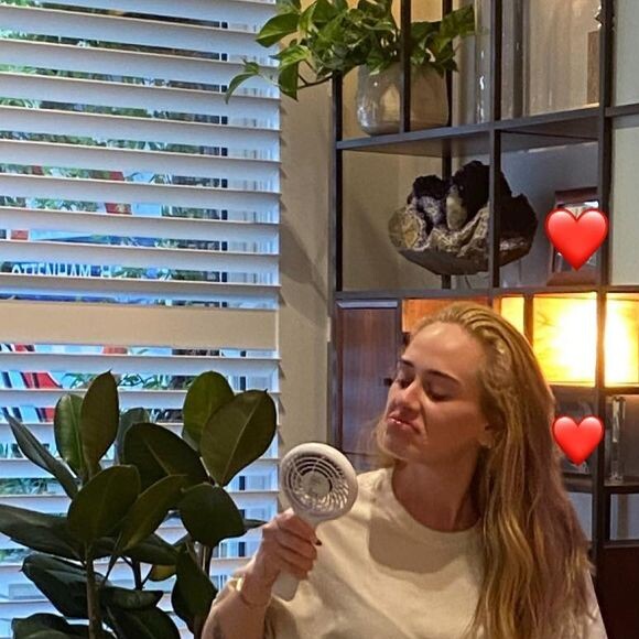 Adèle : Elle officialise avec son nouveau chéri sur Instagram.