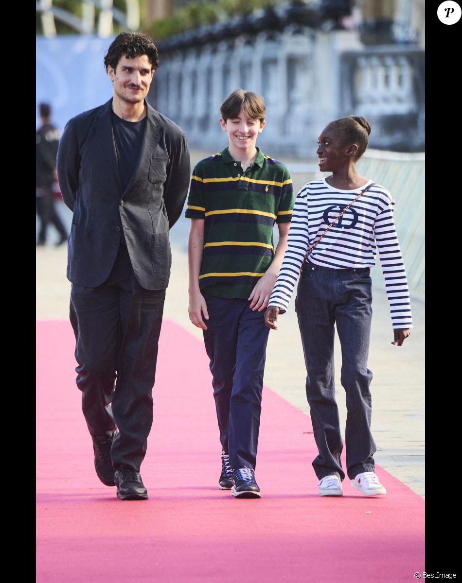 Valeria Bruni-Tedeschi et Louis Garrel : Premier tapis rouge pour Oumy ...