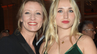 Alexandra Lamy ravie : sortie mère/fille avec Chloé Jouannet, son "bébé d'amour"