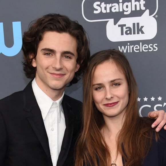 Timothee Chalamet et sa soeur Pauline lors des "23ème Critics Choice Awards" au Barker Hangar à Los Angeles, le 11 janvier 2018. © Chris Delmas/Bestimage