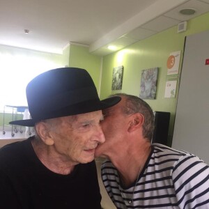Elie Semoun et son papa sur Instagram. Le 26 août 2020.