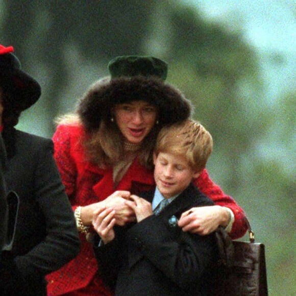 Tiggy Legge-Bourke et le prince Harry à Sandringham en 1996.