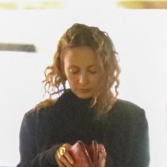Nicole Richie va dîner avec Kelly Sawyer et des amis au restaurant "Mr Chow" à Los Angeles, le 31 août 2021. 
