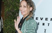 Nicole Richie en feu : ses cheveux s'embrasent en pleine soirée d'anniversaire