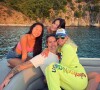 Laeticia Hallyday, ses filles Jade et Joy, et Jalil Lespert à Saint-Barth, sur Instagram en décembre 2020.