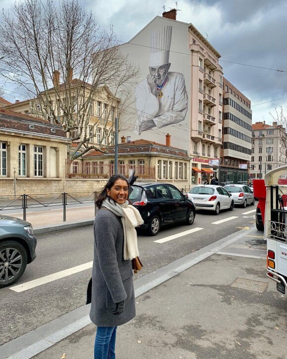 Kelly Rangama, ex-candidate de "Top Chef" et au casting de "Chefs" sur TMC, est enceinte de son premier enfant, fruit de ses amours avec son mari Jerôme Devreese.