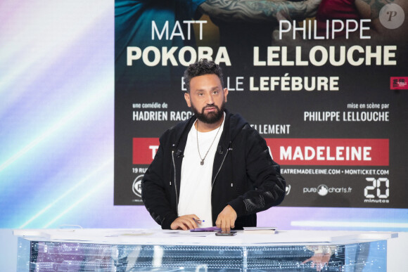 Exclusif - Cyril Hanouna sur le plateau de l'émission TPMP (Touche pas à mon poste) diffusée en direct le 27 septembre 2021 sur C8. © Jack Tribeca / Bestimage