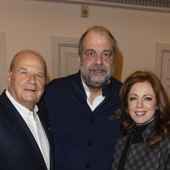 Exclusif - Marc Ladreit de Lacharrière, Eric Dupond-Moretti et sa compagne Isabelle Boulay - Eric Dupond-Moretti à la barre au théâtre de la Madeleine à Paris le 22 janvier 2019. © Pierre Perusseau/Bestimage