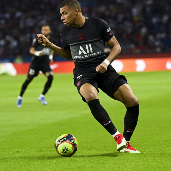Kylian Mbappe (PSG) - Match de football ligue 1 Uber Eats PSG - Montpellier (2-0) au Parc des Princes à Paris le 25 septembre 2021 © JB Autissier / Panoramic / Bestimage