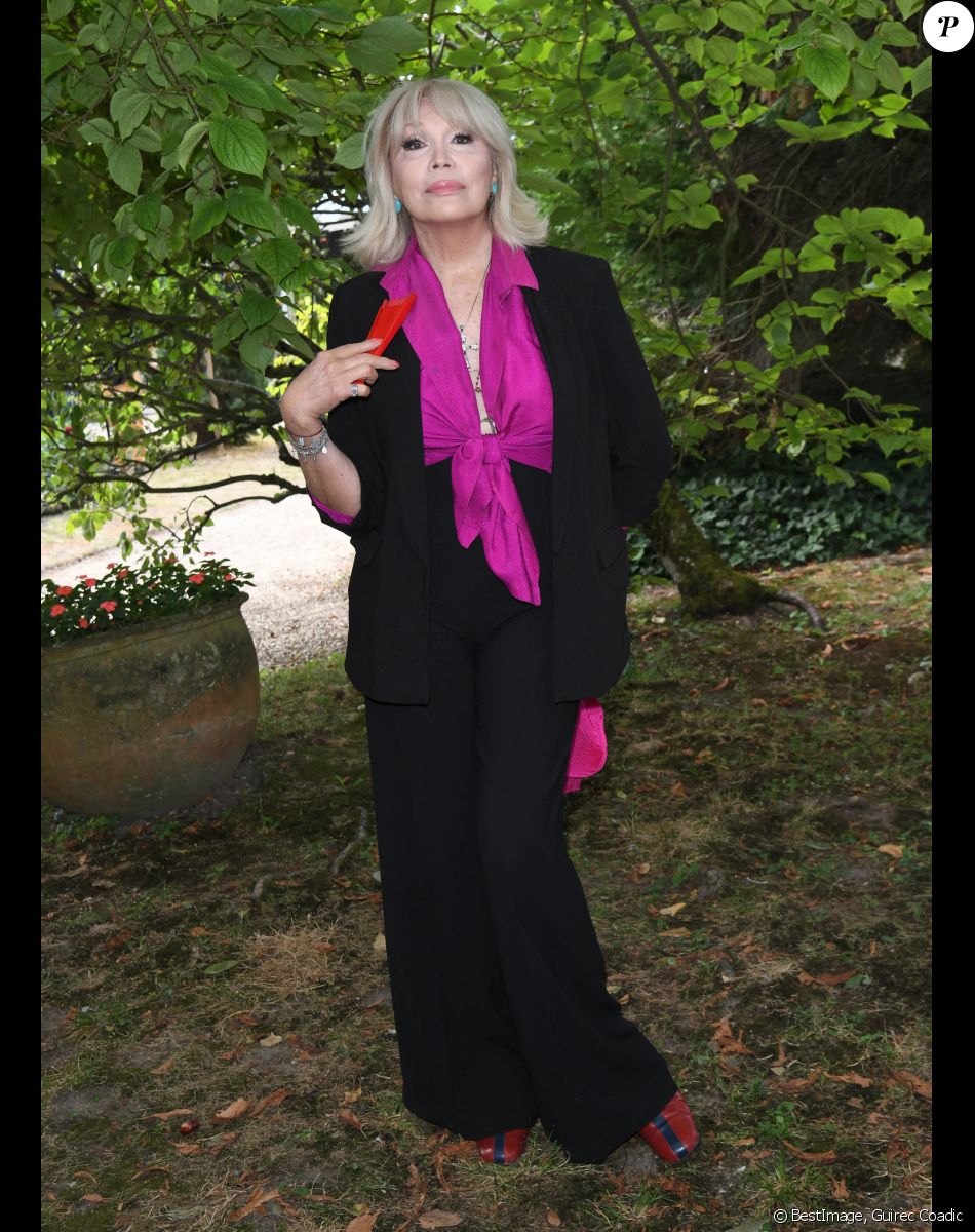 Amanda Lear - Photocall du film "Miss" - Festival du film Francophone d'Angoulême 2020 le 30 Août 2020. © Guirec Coadic / Bestimage