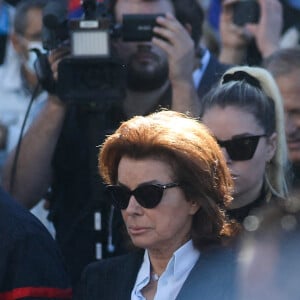 Dominique Tapie, Sophie tapie - Arrivées aux obsèques de Bernard Tapie en la cathédrale de la Major à Marseille le 8 octobre 2021. © Jacovides / Santini / Bestimage 