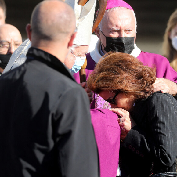 Dominique Tapie - Arrivées aux obsèques de Bernard Tapie en la cathédrale de la Major à Marseille le 8 octobre 2021. © Jacovides / Santini / Bestimage 