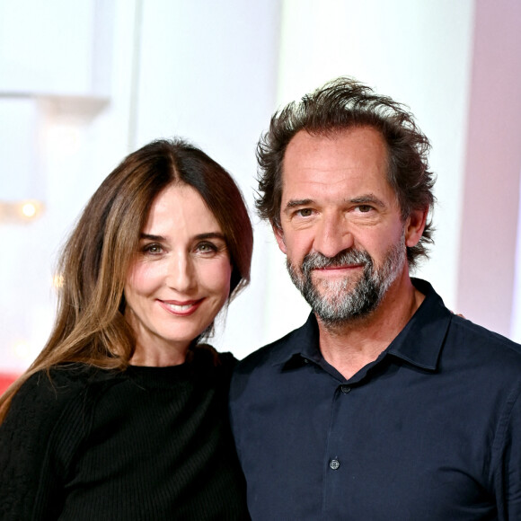 Exclusif - Elsa Zylberstein et Stéphane de Groodt - Enregistrement de l'émission "Vivement Dimanche prochain" présentée par M.Drucker et diffusée le 10 octobre sur France 2. Le 26 septembre 2021 © Guillaume Gaffiot / Bestimage