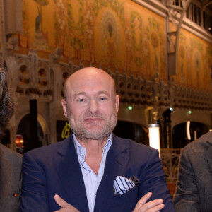 Exclusif - Christophe Barratier , Georges Kern (PDG Breitling) et Guillaume Canet - Dîner de charité Breitling pour l'association "Premiers de cordée" à la Samaritaine à Paris le 8 octobre 2021. © Rachid Bellak / Bestimage