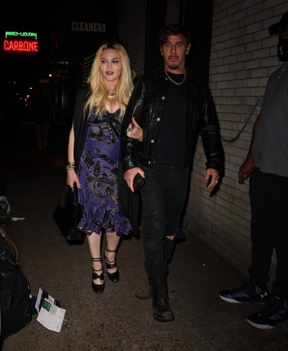Exclusif - Madonna quitte le restaurant "Carbone" à New York le 14 septembre 2021.