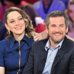 Marion Cotillard et Guillaume Canet - Enregistrement de l'émission "Vivement Dimanche prochain" sur France 2. © Guillaume Gaffiot / Bestimage