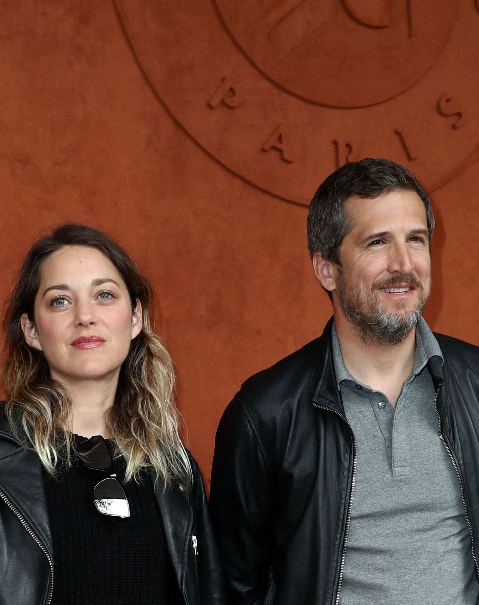 Guillaume Canet et sa compagne Marion Cotillard au village de Roland Garros 2019 à Paris. Le 9 juin 2019. © Jacovides - Moreau / Bestimage