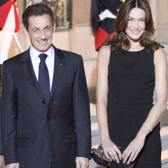 Carla Bruni-Sarkozy et Nicolas Sarkozy à l'Elysée - Dîner d'Etat en l'honneur du président irakien Jalal Talbani à l'Elysée en 2009
