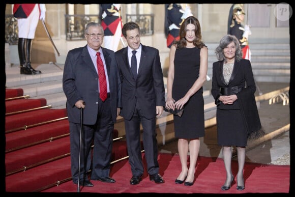 Carla Bruni-Sarkozy et Nicolas Sarkozy à l'Elysée - Dîner d'Etat en l'honneur du président irakien Jalal Talbani à l'Elysée en 2009