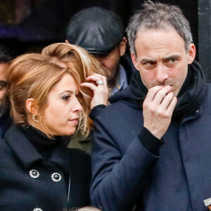 Léa Salamé et son compagnon Raphaël Glucksmann - Obsèques de Sébastien Demorand à la Coupole du crématorium du cimetière du Père-Lachaise à Paris.