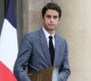 Gabriel Attal, Porte-parole du Gouvernement à la sortie du conseil des ministres au palais de l'Elysée, à Paris.