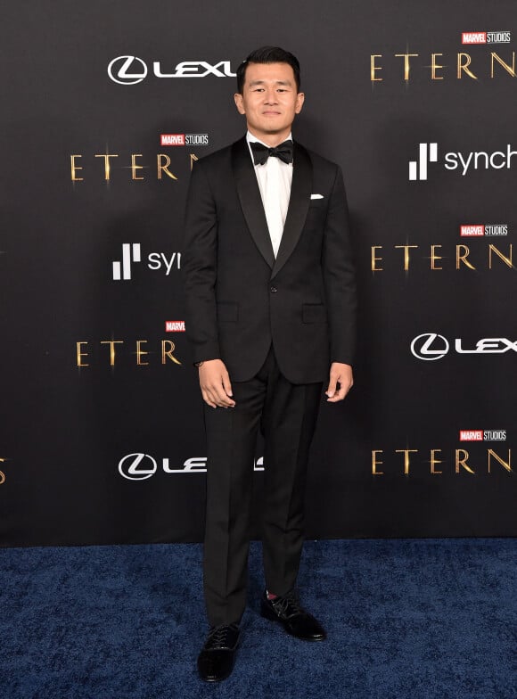 Ronny Chieng - Première du film "Eternals" au studio Marvel à Los Angeles, le 18 octobre 2021.