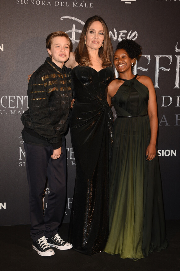 Shiloh Jolie Pitt, Angelina Jolie et Zahara Jolie Pitt - Première de "Maléfique : Le pouvoir du Mal" à Rome, le 7 octobre 2019. 