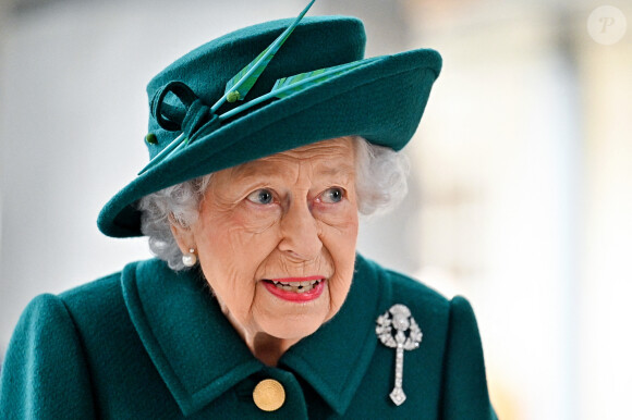 La reine Elisabeth II d'Angleterre arrive au Parlement écossais à Edimbourg, Ecosse, Royaume Uni, le 2 octobre 2021. 