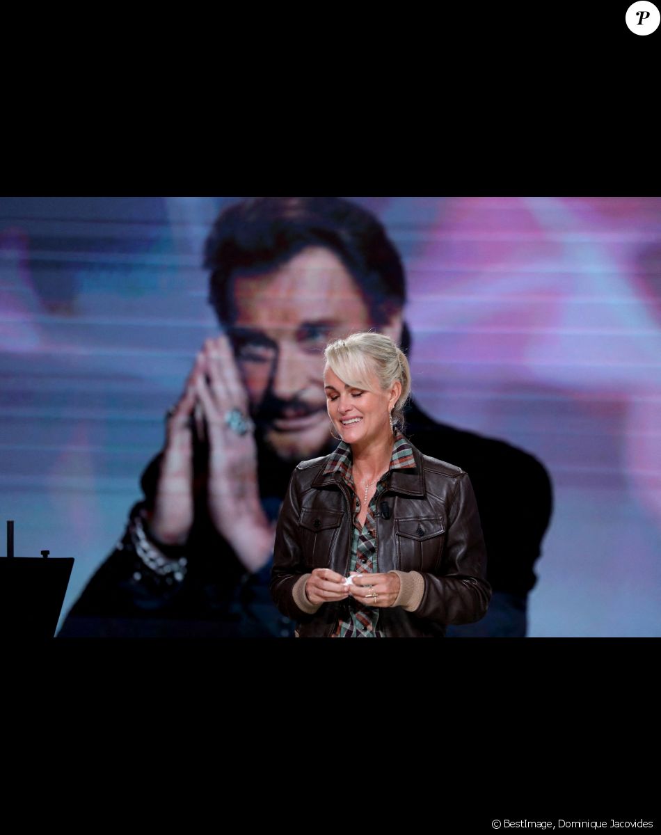 Exclusif - Laeticia Hallyday dans l'émission "Quotidien" en direct sur la chaine TMC à Paris le 13 septembre 2021. © Dominique Jacovides/Bestimage