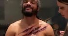 Joakim Noah en train de se faire maquiller pour Halloween.