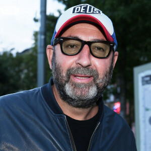 Exclusif - Kad Merad à l'avant-première du film "Un Triomphe" au Forum des Halles à Paris. © Panoramic / Bestimage