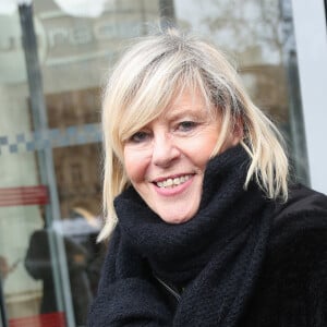 Chantal Ladesou - People à la sortie des studios RTL à Paris. Le 11 décembre 2019 © Jonathan Rebboah / Panoramic / Bestimage 