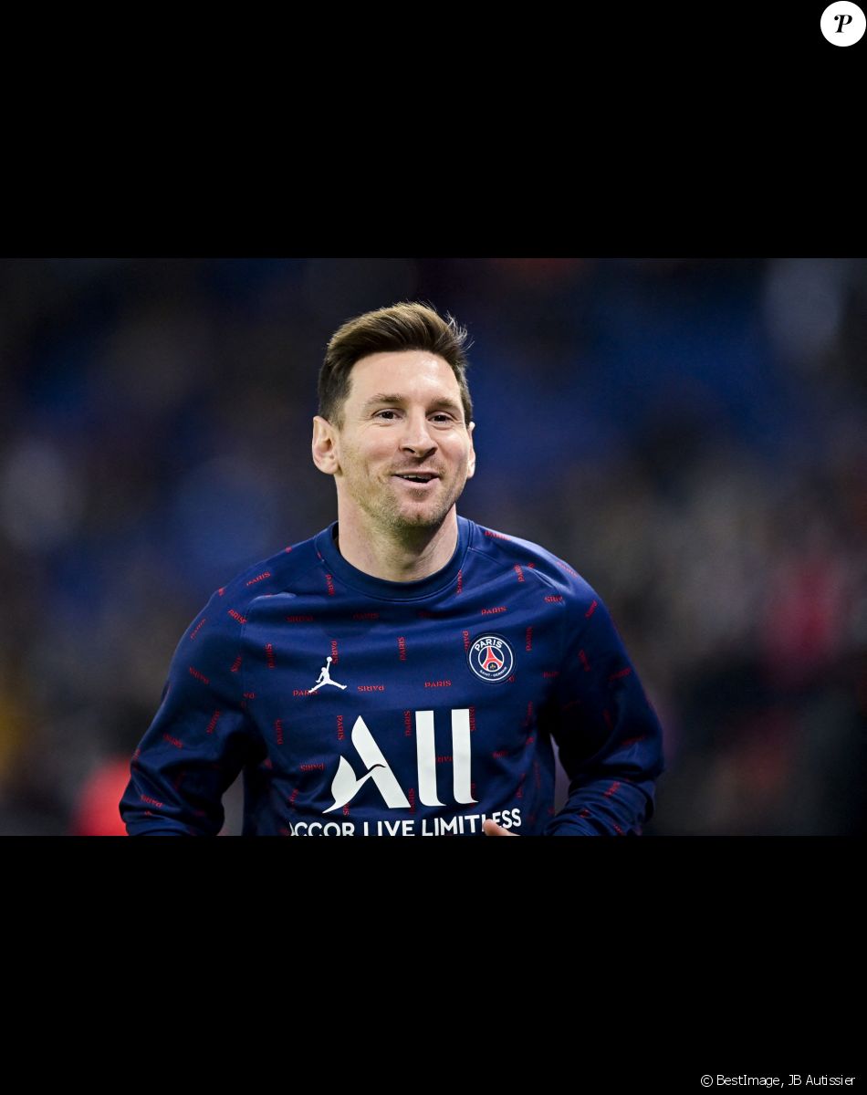 Echauffement des joueurs du PSG Lionel Messi (PSG) - Match de Ligue 1 Uber Eats Psg (2) - Lille(1) au Parc des Princes à Paris le 29 octobre 2021. © JB Autissier/PanoramicBestimage