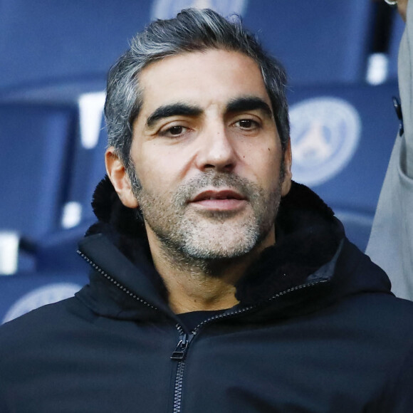 Ary Abittan dans les tribunes du match de Ligue 1 Conforama PSG 5-0 Montpellier au Parc des Princes à Paris. © Gwendoline Le Goff / Panoramic / Bestimage