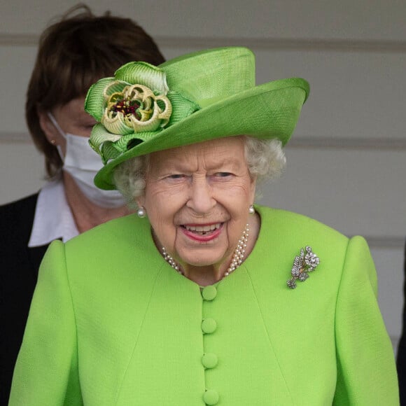 La reine Elisabeth II d'Angleterre assiste à la Cup Final du Guards Polo Club, de la parade et de la présentation du British Driving Society à Windsor, le 11 juillet 2021