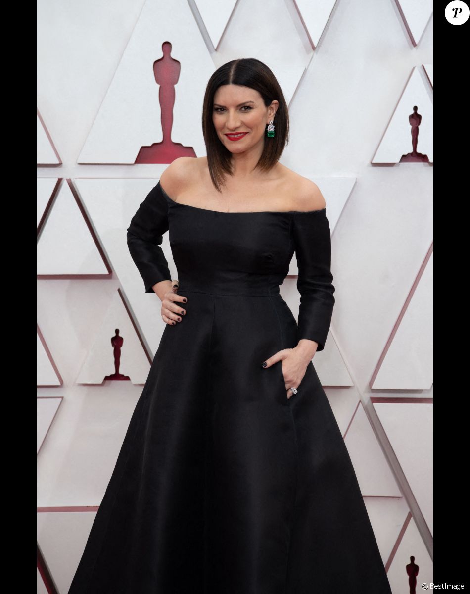 Laura Pausini - Photocall - 93ème cérémonie des Oscars dans la gare Union Station à Los Angeles, le 25 avril 2021.