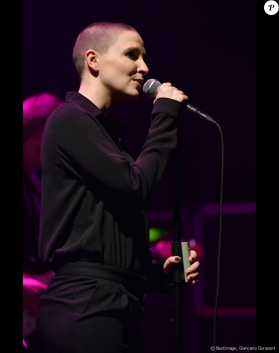 Exclusif - La finaliste de saison 4 de "The Voice", Anne Sila, donne un concert à l'Olympia à Paris, le 28 avril 2016. © Giancarlo Gorassini