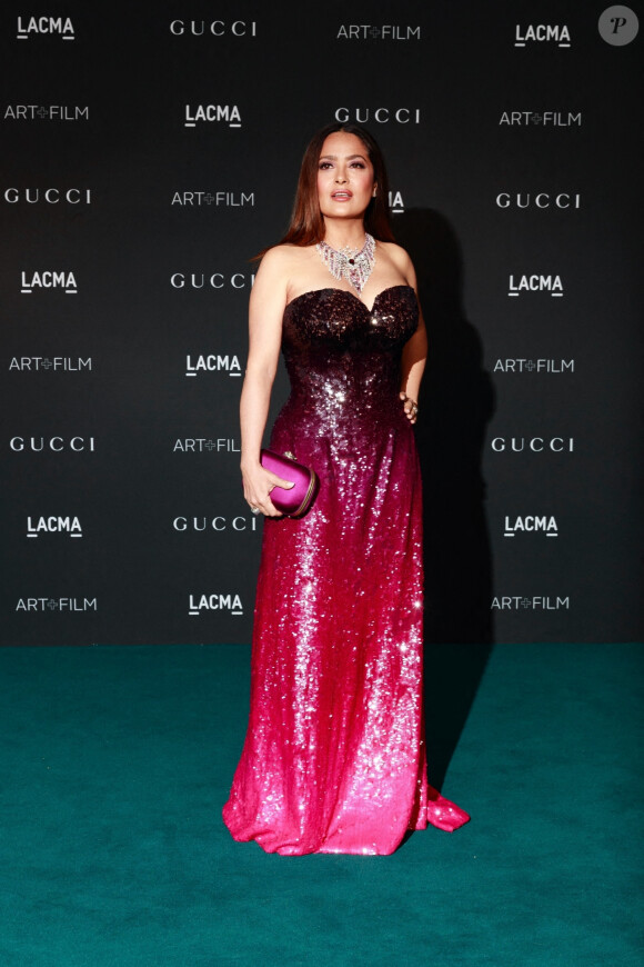 Salma Hayek - People au 10ème "Annual Art+Film Gala" organisé par Gucci à la "LACMA Art Gallery" à Los Angeles. Le 6 novembre 2021 