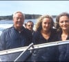 Jean-Marie Le Pen avec ses filles Marine et Marie-Caroline en bateau à la Trinité-sur-mer en 1987