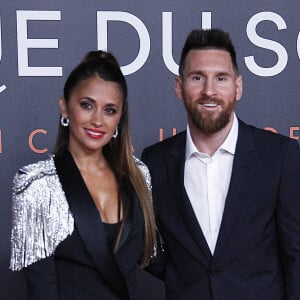 Lionel Leo Messi et sa femme Antonella Roccuzzo à la première du spectacle "Messi X Cirque du Soleil" à Barcelone.