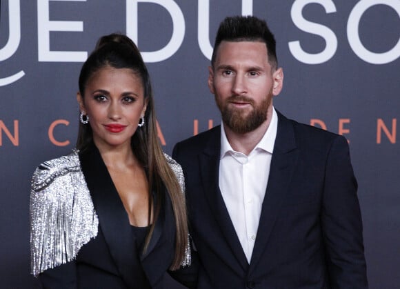 Lionel Leo Messi et sa femme Antonella Roccuzzo à la première du spectacle "Messi X Cirque du Soleil" à Barcelone, le 10 octobre 2019.