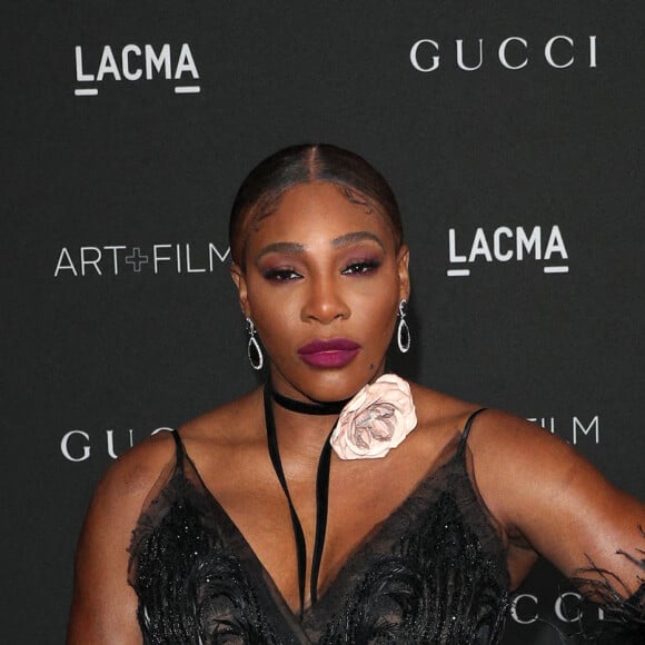 Serena Williams - People au 10ème "Annual Art+Film Gala" organisé par Gucci à la "LACMA Art Gallery" à Los Angeles, le 6 novembre 2021.