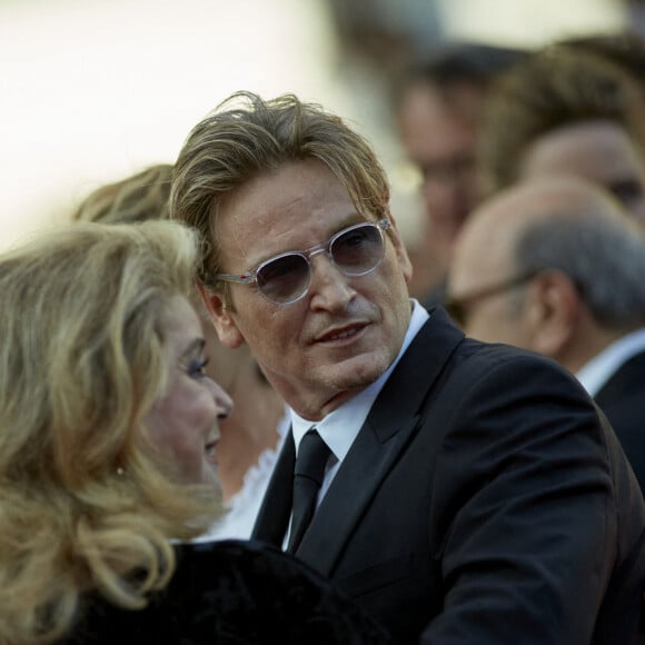 Catherine Deneuve, Benoit Magimel - Montée des marches du film "De son vivant" lors du 74e Festival de Cannes. Le 10 juillet 2021. © Borde-Jacovides-Moreau / Bestimage