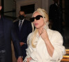 Lady Gaga quitte l'hôtel Corinthia à Londres le 11 November 2021. 